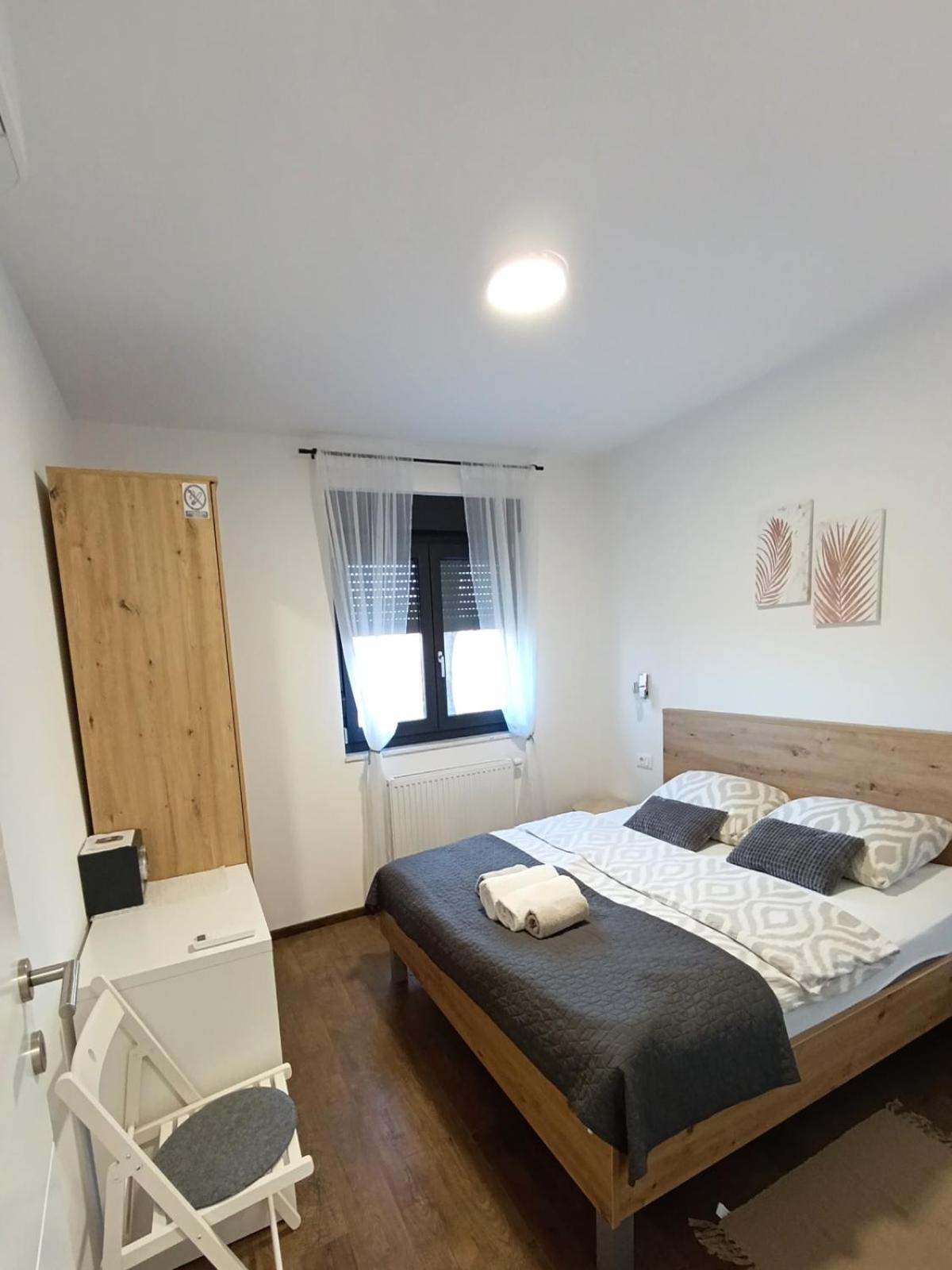 Kraljeva Hiza - Apartmani I Sobe Kralj Muraszentmárton Szoba fotó